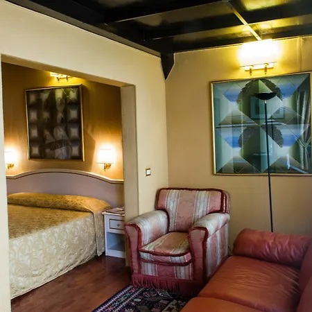 Canova In Spanish Steps Affittacamere Roma