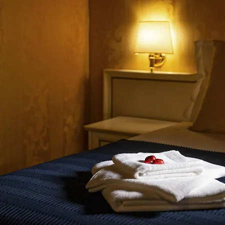 Canova In Spanish Steps 4* Ρώμη