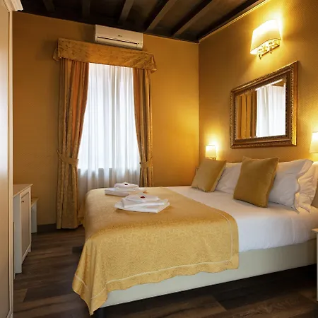 Canova In Spanish Steps