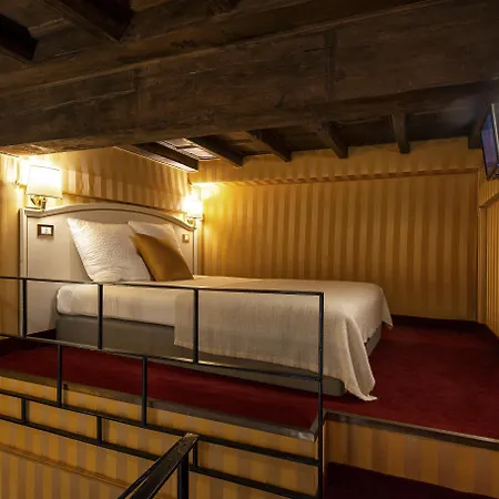 Canova In Spanish Steps Πανσιόν