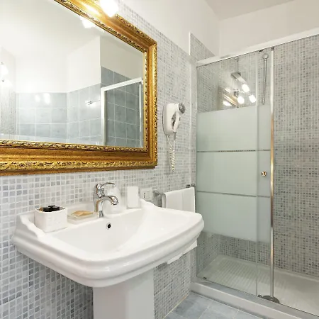 Canova In Spanish Steps 4*