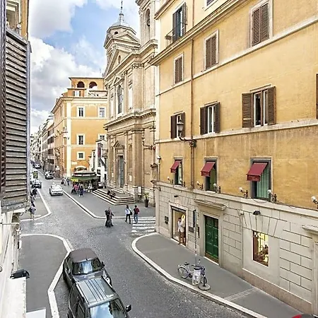 Canova In Spanish Steps Guest house